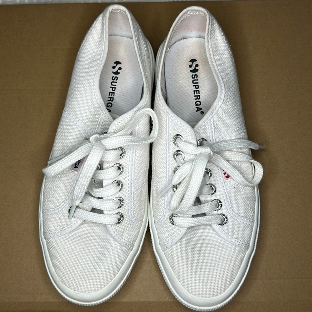 Superga Sneakers Women's Size 8 White Canvas Lace Up Low Top Casual
